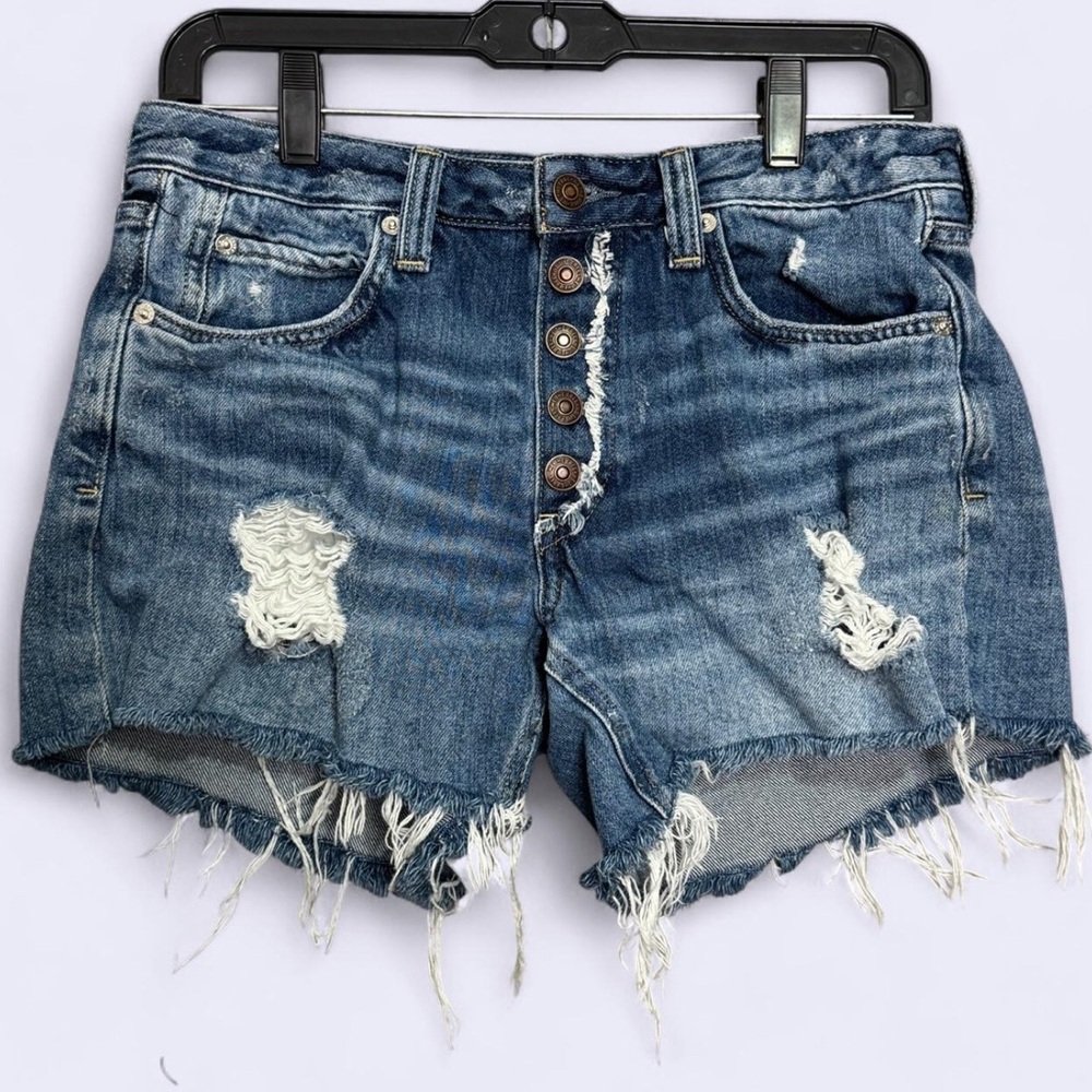 We The Free FP Distressed Denim Cutoff‎ Shorts Sz 27 Mid-Rise Boho Grunge Jorts